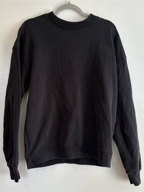 Hollister Women’s Boxy Fit Crew Neck Pullover Fleece Sweatshirt Black Size M